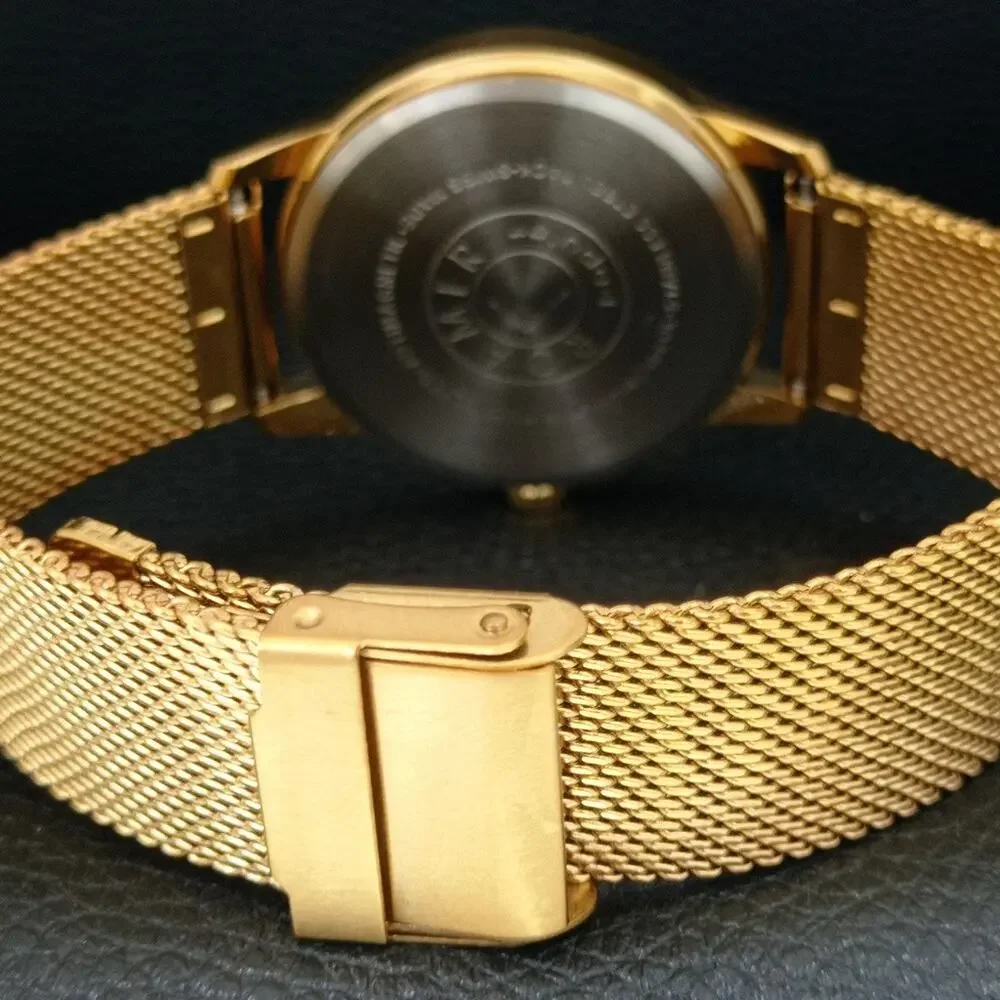 Vintage 1973 Roamer Manual Mens Gold Watch W/Metal Strap & Silver accents
